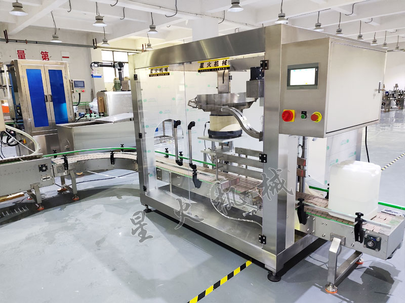 大桶自動旋蓋機(jī)